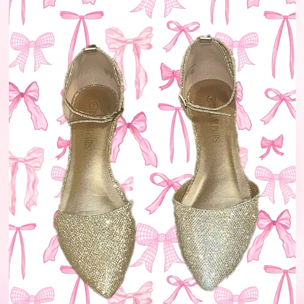 Sparkly gold flats